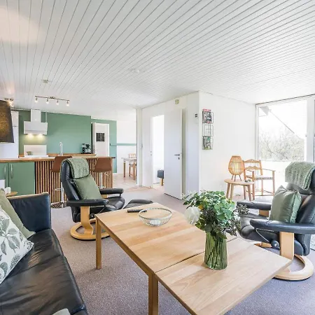 Cozy Retreat - By Traum Holiday home